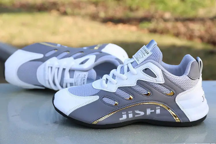 Men Casual Shoes New Comfortable Soft Bottom Flats Lace Up Sneakers