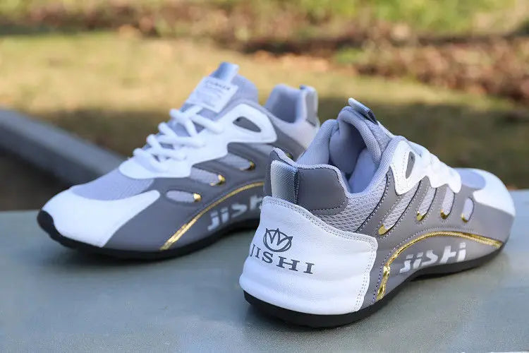 Men Casual Shoes New Comfortable Soft Bottom Flats Lace Up Sneakers