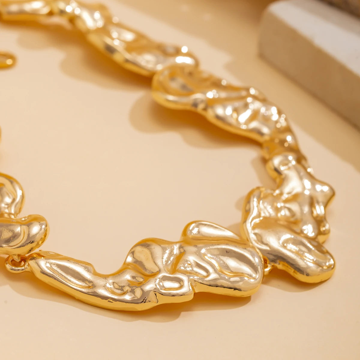 Big Metal Thick Choker Necklace for Women Trendy Chunky Collar on Neck Accessories Fashion Jewelry Female