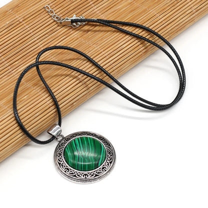 New Hot Vintage Necklace Natural Stone Quartz Pink Quartz Retro Pendant Choker Abalone Shell Charms Necklaces for Women