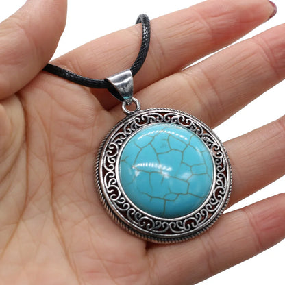 New Hot Vintage Necklace Natural Stone Quartz Pink Quartz Retro Pendant Choker Abalone Shell Charms Necklaces for Women