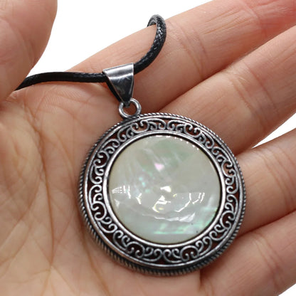 New Hot Vintage Necklace Natural Stone Quartz Pink Quartz Retro Pendant Choker Abalone Shell Charms Necklaces for Women