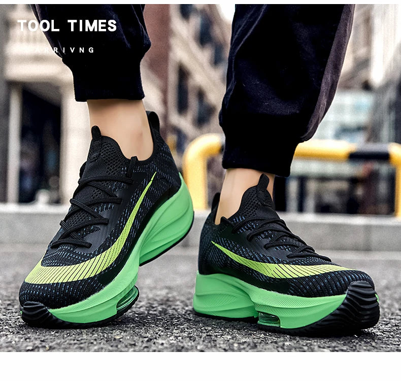 Outdoor Sports Shoes Lightweight Sneakers for men Comfortable Athletic Training