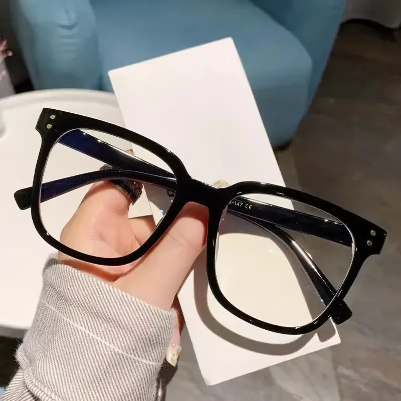 Fashion Anti Blue Light Glasses Men Computer Women Eyeglass Fashion Optical Plain Frame Spectacles Transparent Blocking Glasses