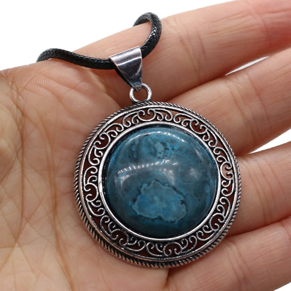 New Hot Vintage Necklace Natural Stone Quartz Pink Quartz Retro Pendant Choker Abalone Shell Charms Necklaces for Women