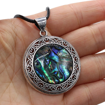 New Hot Vintage Necklace Natural Stone Quartz Pink Quartz Retro Pendant Choker Abalone Shell Charms Necklaces for Women