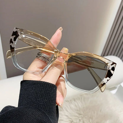 2023 Sexy Cat Eye Glasses Square Red Black Gradient Frame Women Men Vintage Flat Glasses Unisex Anti Blue Light Optical Eyewear